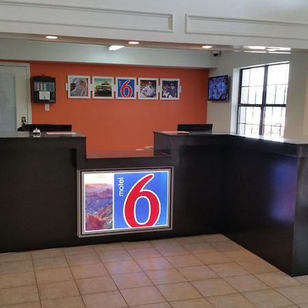 Motel 6-Palestine, TX Eksteriør billede